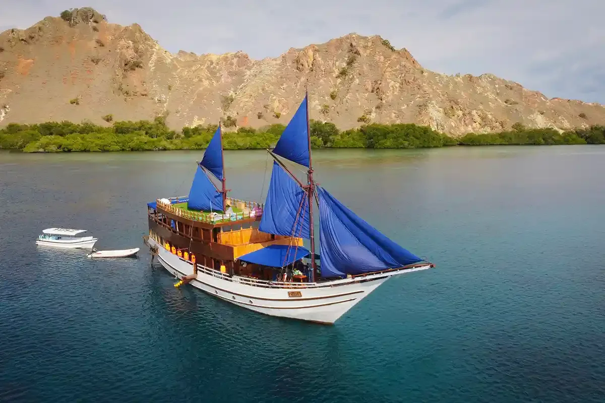 What to Expect on a Komodo Island Liveaboard in 2026 (Part 7)